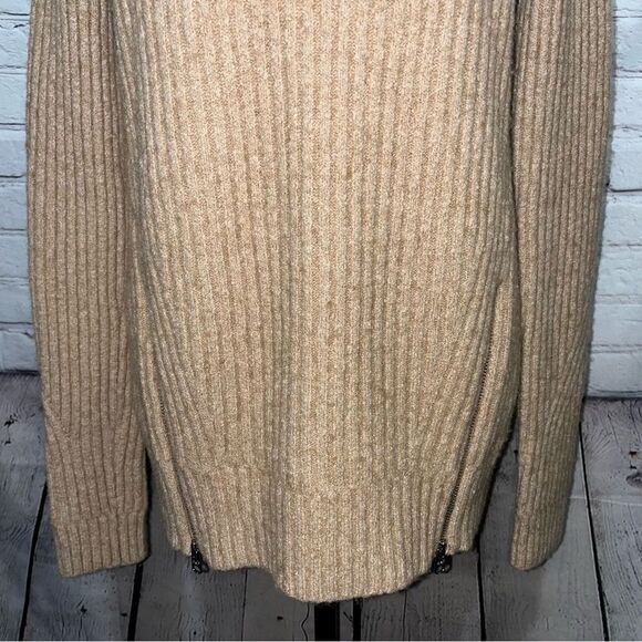 Vintage Abercrombie & Fitch Wool Sweater - Picture 13 of 13